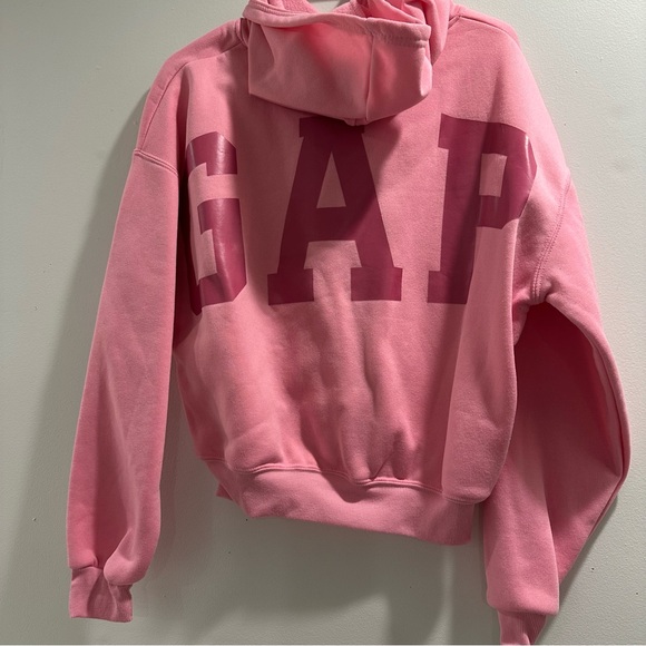 GAP Pink Cropped Hoodie🩷 - Picture 2 of 2